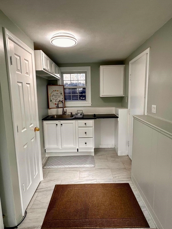 18 Spring Valley Road, Unit 1 Burlington, MA 01803 - Photo 2 of 10