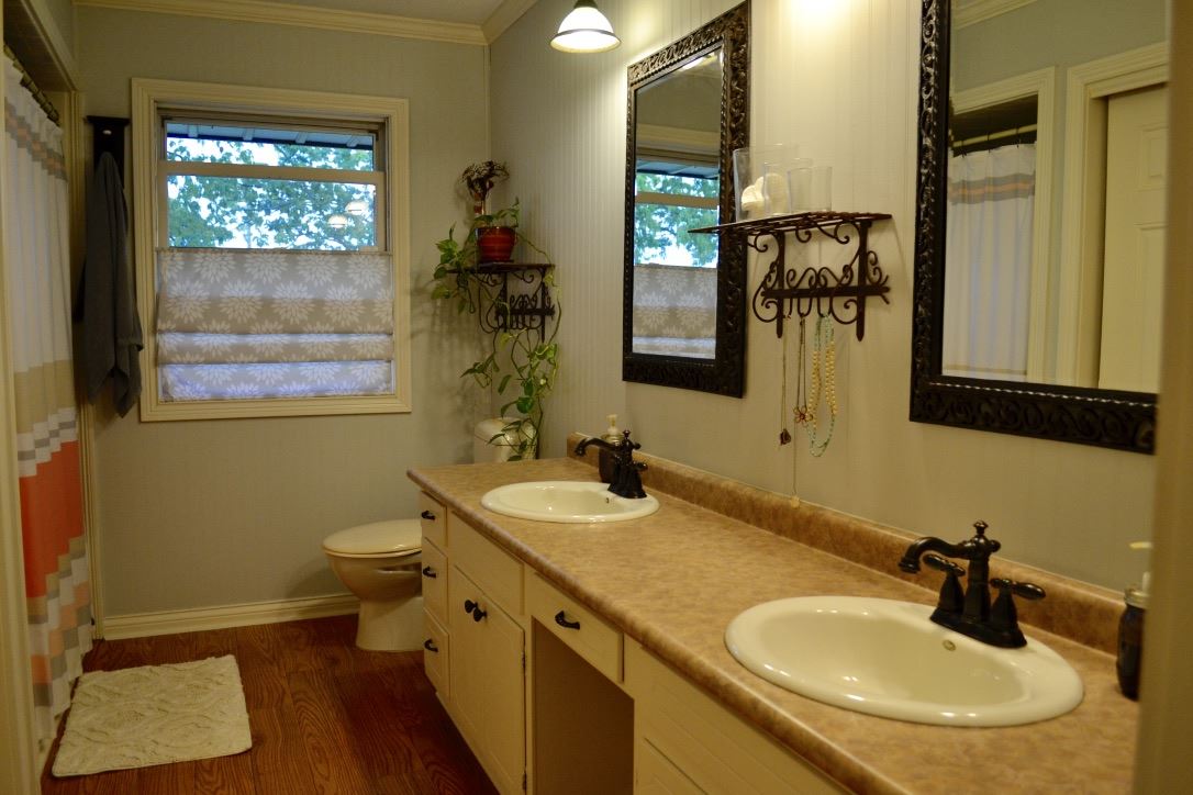 18202 Killian Road Spencerville, IN 46788 - Photo 21 of 34 Gallery Image 21