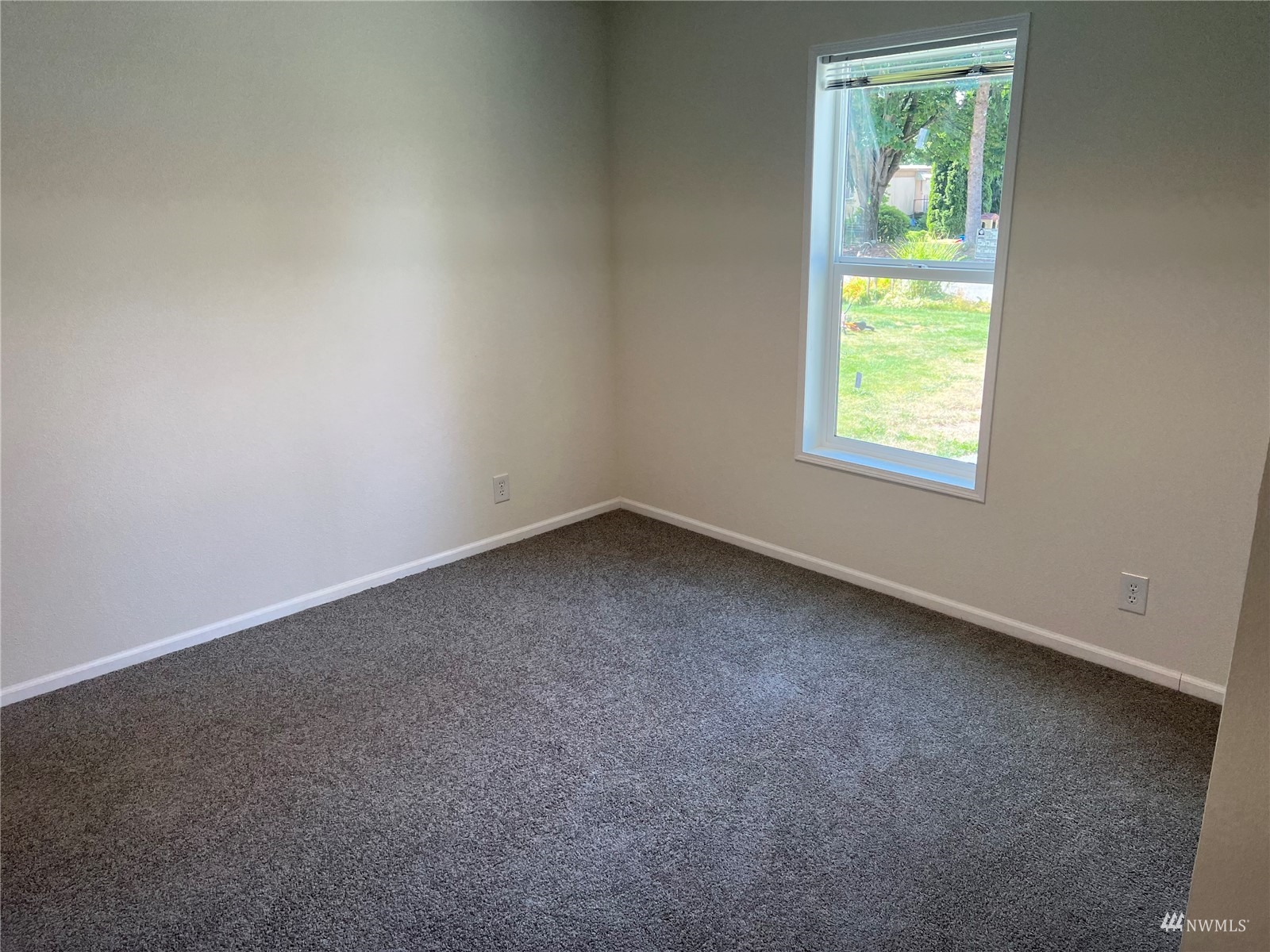 24919 Hoehn Road, Unit 5 Sedro-Woolley, WA 98284 - Photo 17 of 19 Gallery Image 17