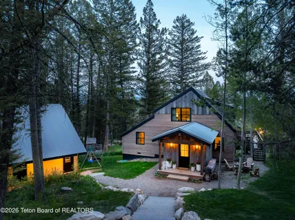 $3,750,000 | 6900 Paintbrush Trail, Wilson, WY 83014