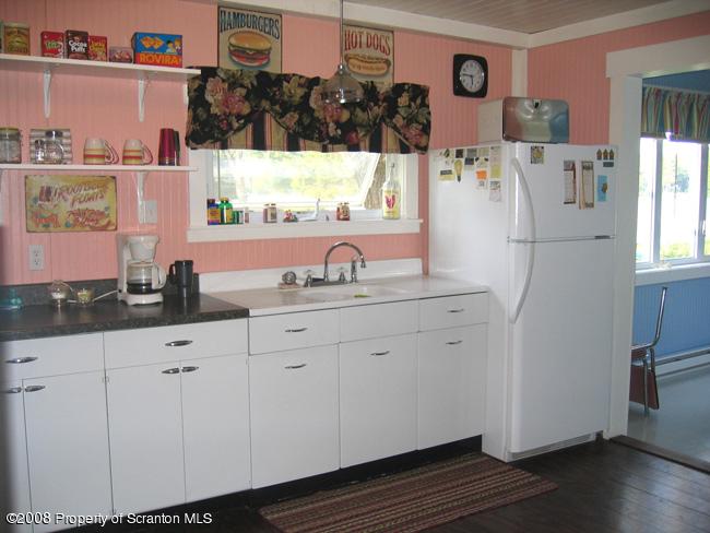 74 West Shore Road Thompson, PA 18465 - Photo 6 of 13 Gallery Image 6