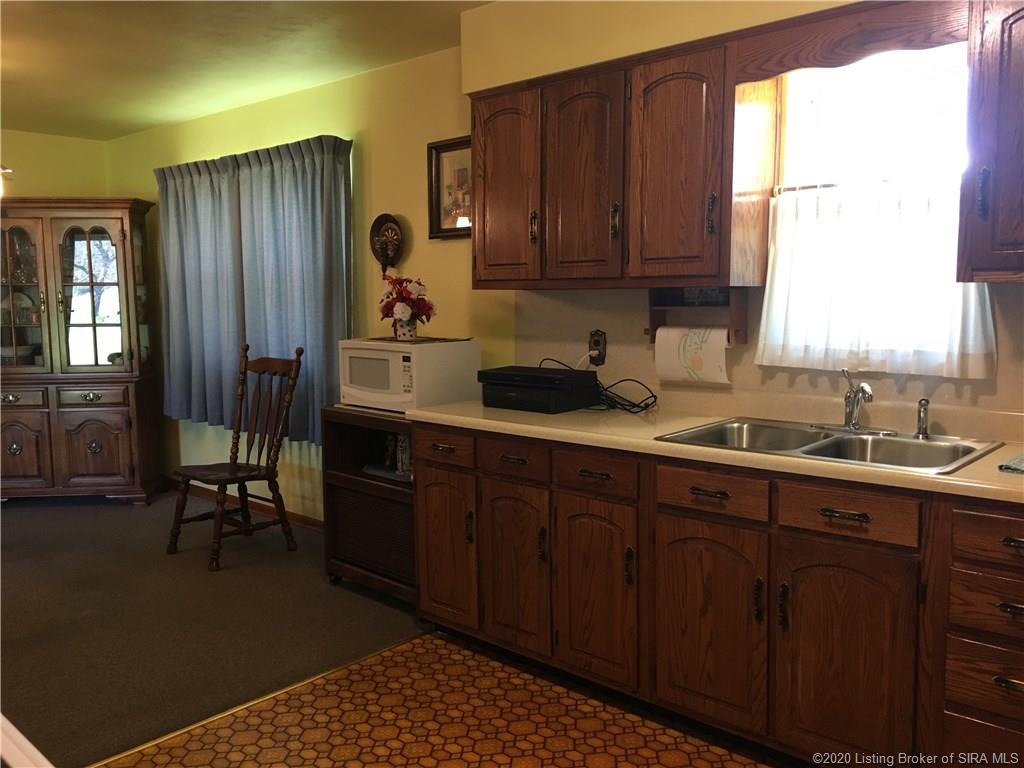 4208 Roberts Road Floyds Knobs, IN 47119 - Photo 17 of 45 Gallery Image 17