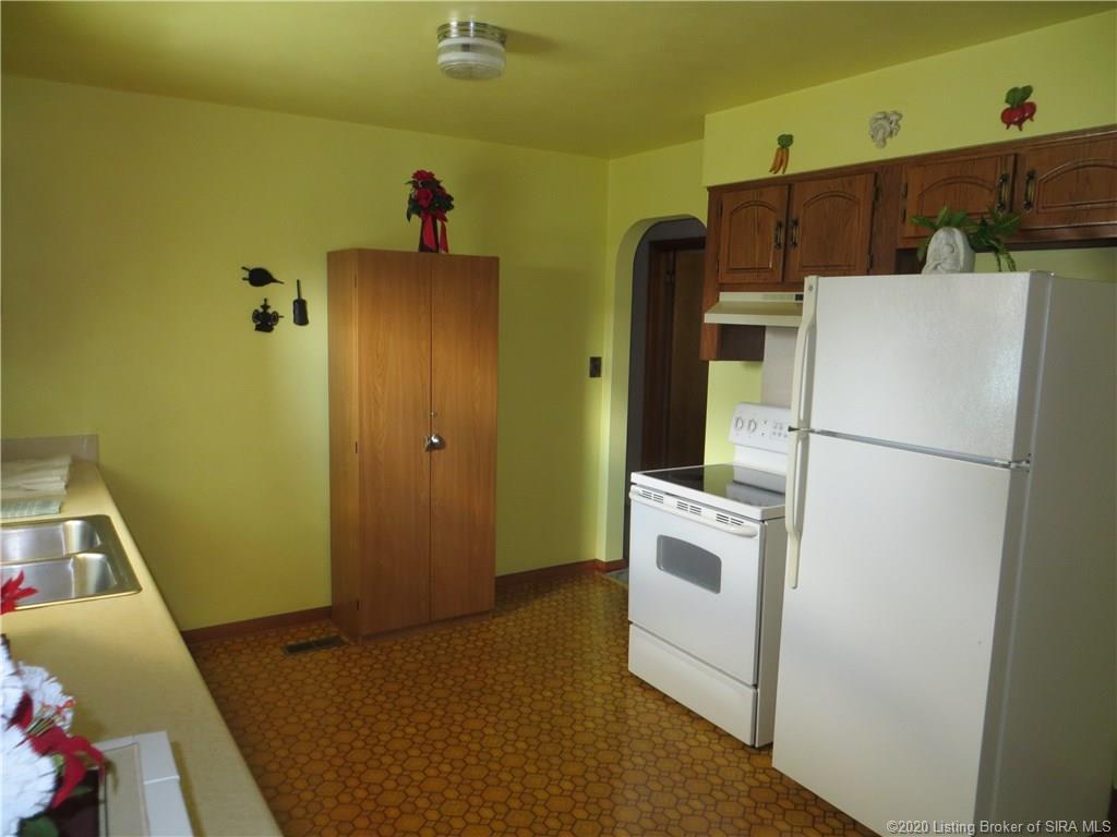 4208 Roberts Road Floyds Knobs, IN 47119 - Photo 19 of 45 Gallery Image 19