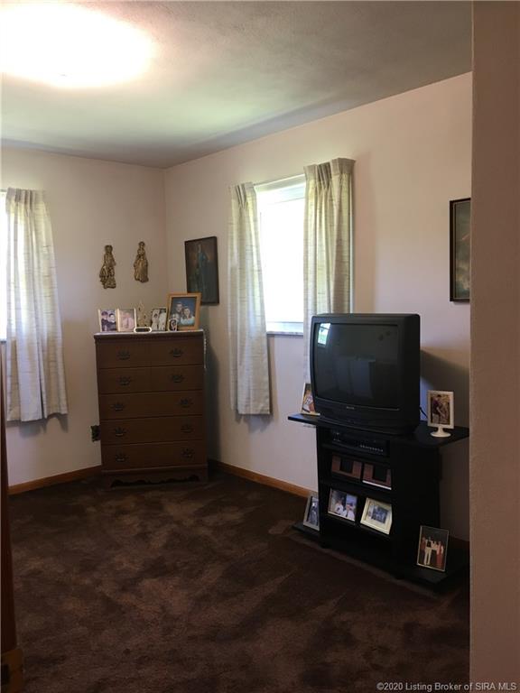 4208 Roberts Road Floyds Knobs, IN 47119 - Photo 32 of 45 Gallery Image 32