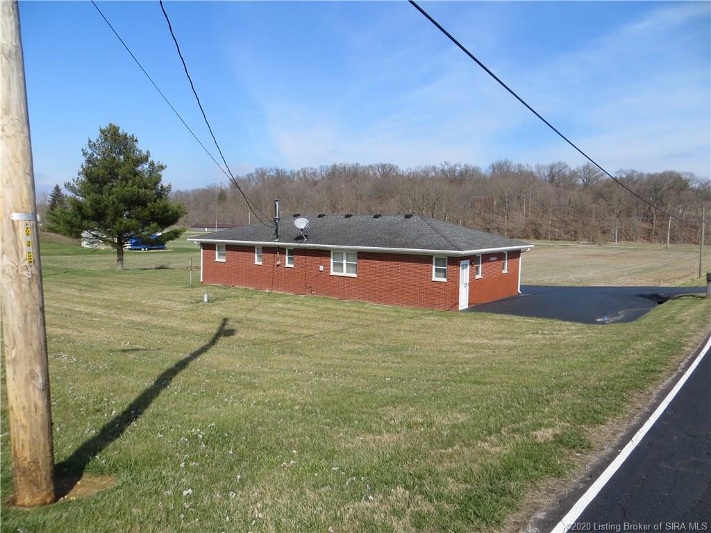 4208 Roberts Road Floyds Knobs, IN 47119 - Photo 6 of 45 Gallery Image 6