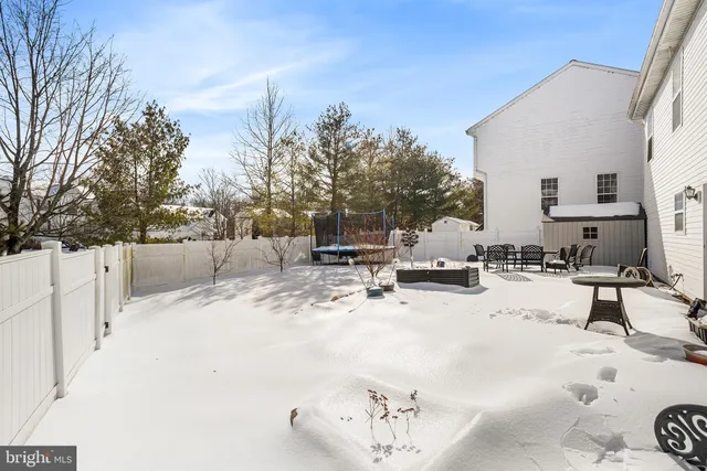 $525,000 | 26 Andrea Drive, Columbus, NJ 08022