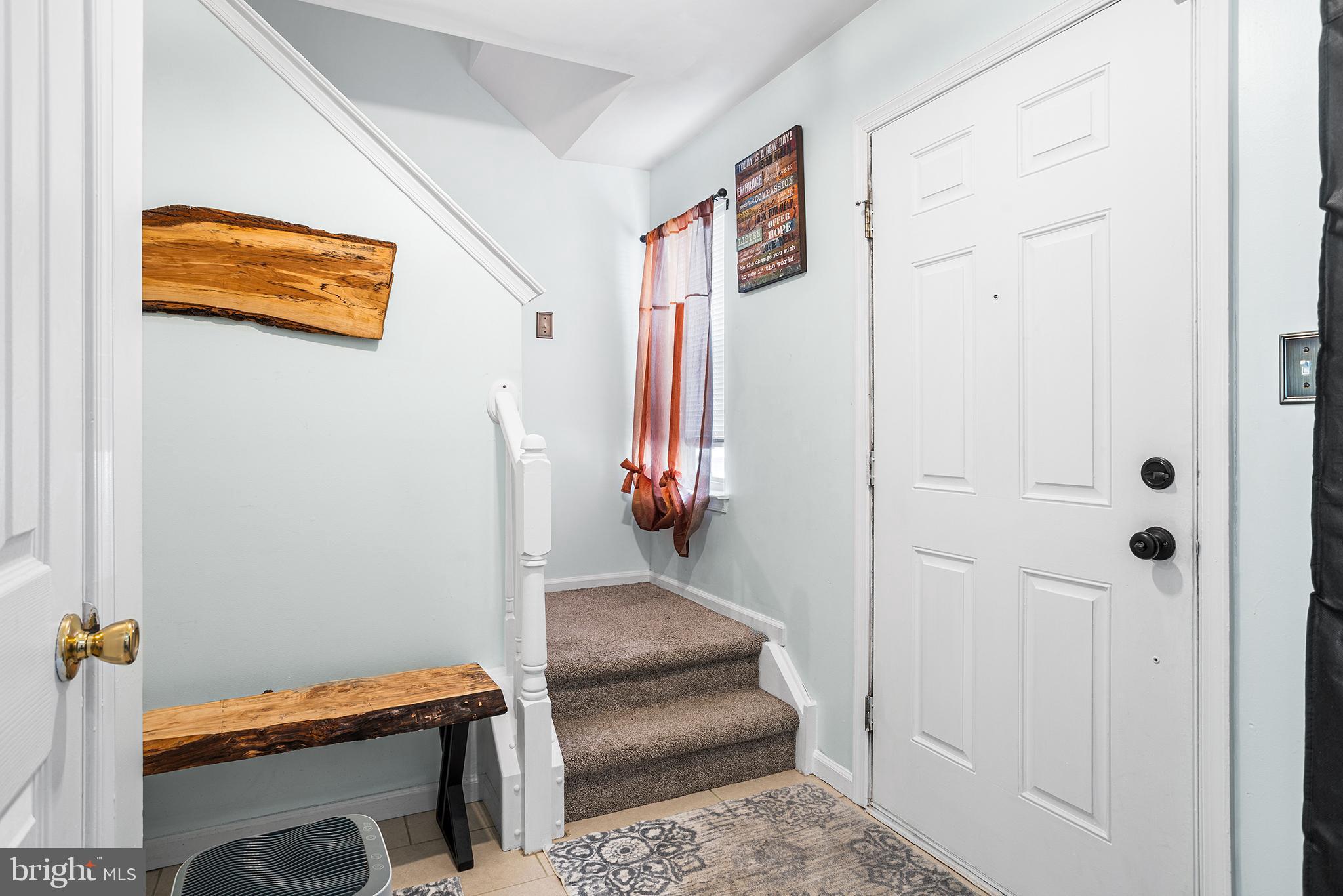 26 Andrea Drive Columbus, NJ 08022 - Photo 4 of 30