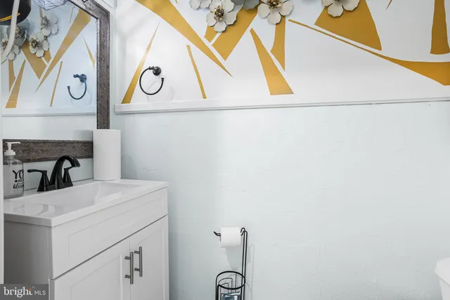 $525,000 | 26 Andrea Drive, Columbus, NJ 08022