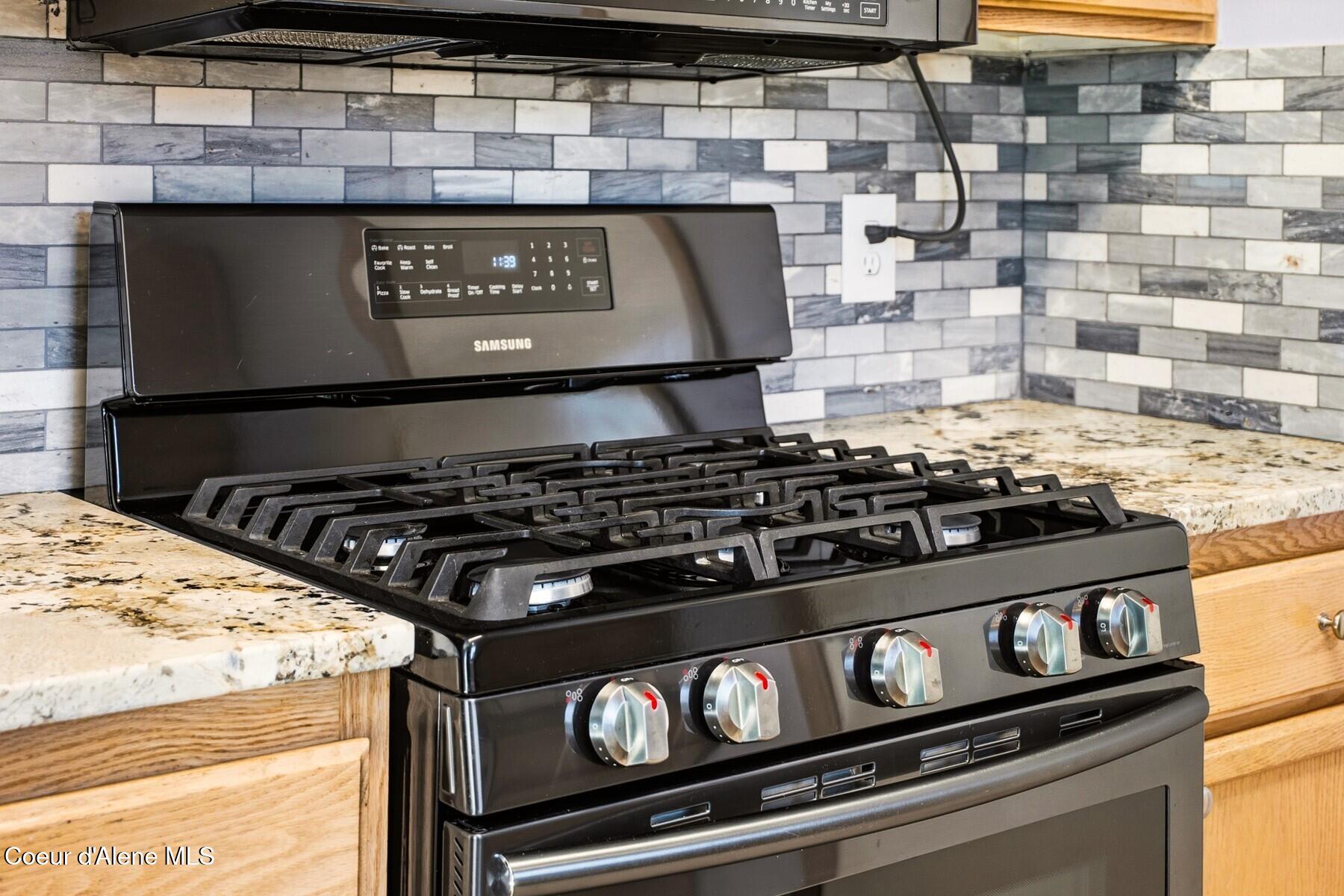 8402 California Street Rathdrum, ID 83858 - Photo 12 of 39 86304291