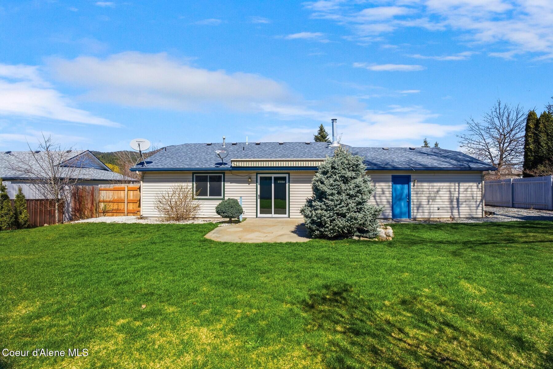 8402 California Street Rathdrum, ID 83858 - Photo 3 of 39 Backyard retreat