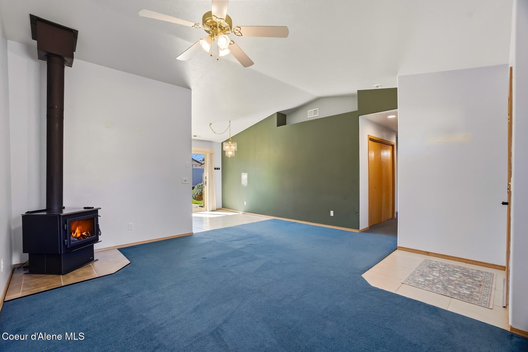 8402 California Street Rathdrum, ID 83858 - Photo 6 of 39 86304283