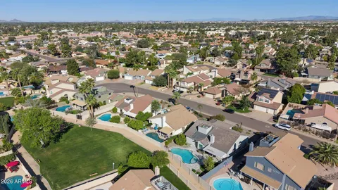 $825,000 | 9055 East Kalil Drive, Scottsdale, AZ 85260