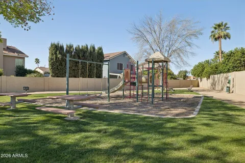 $825,000 | 9055 East Kalil Drive, Scottsdale, AZ 85260