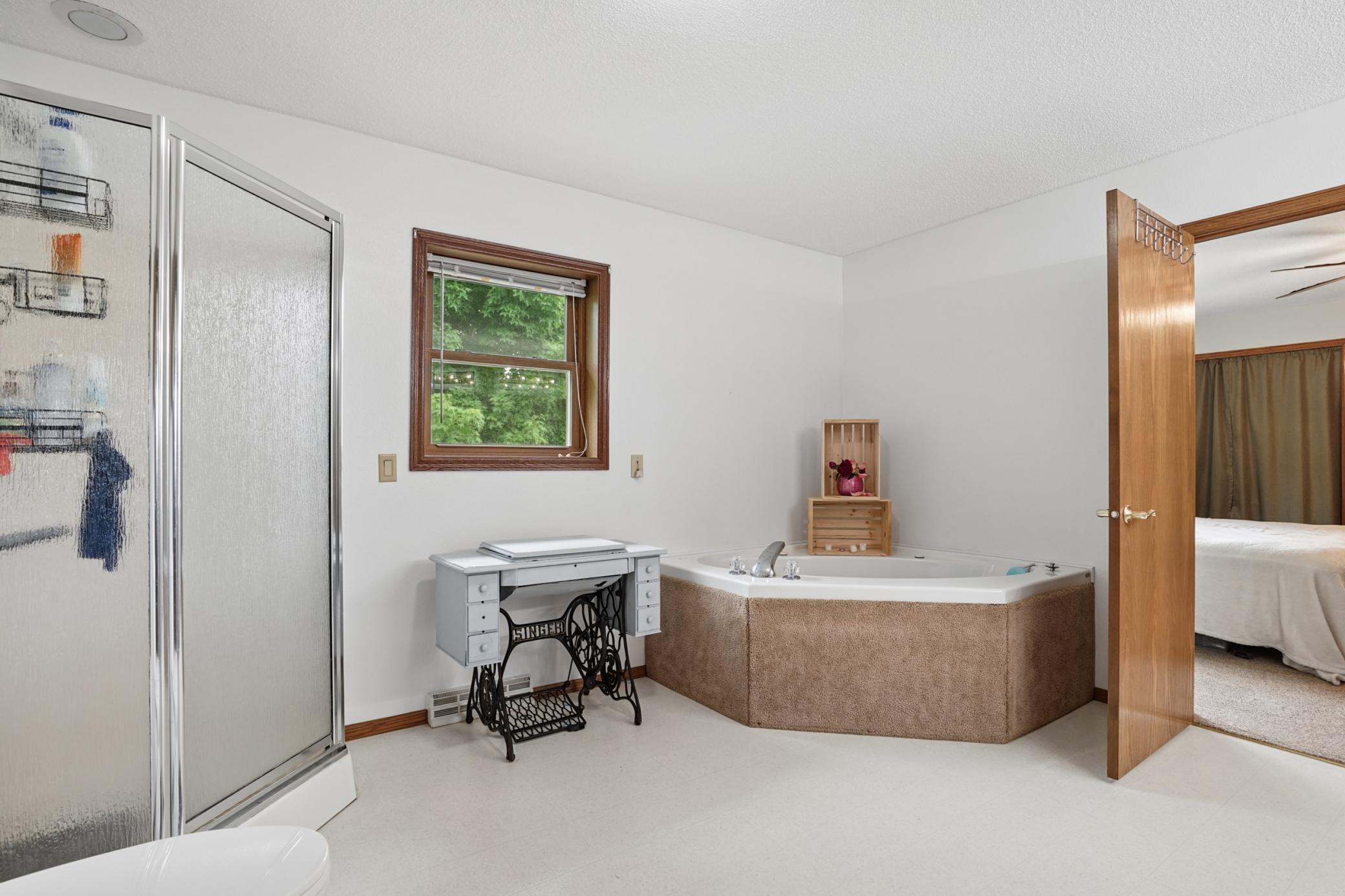 2048 Division Street East Buffalo, MN 55313 - Photo 14 of 40