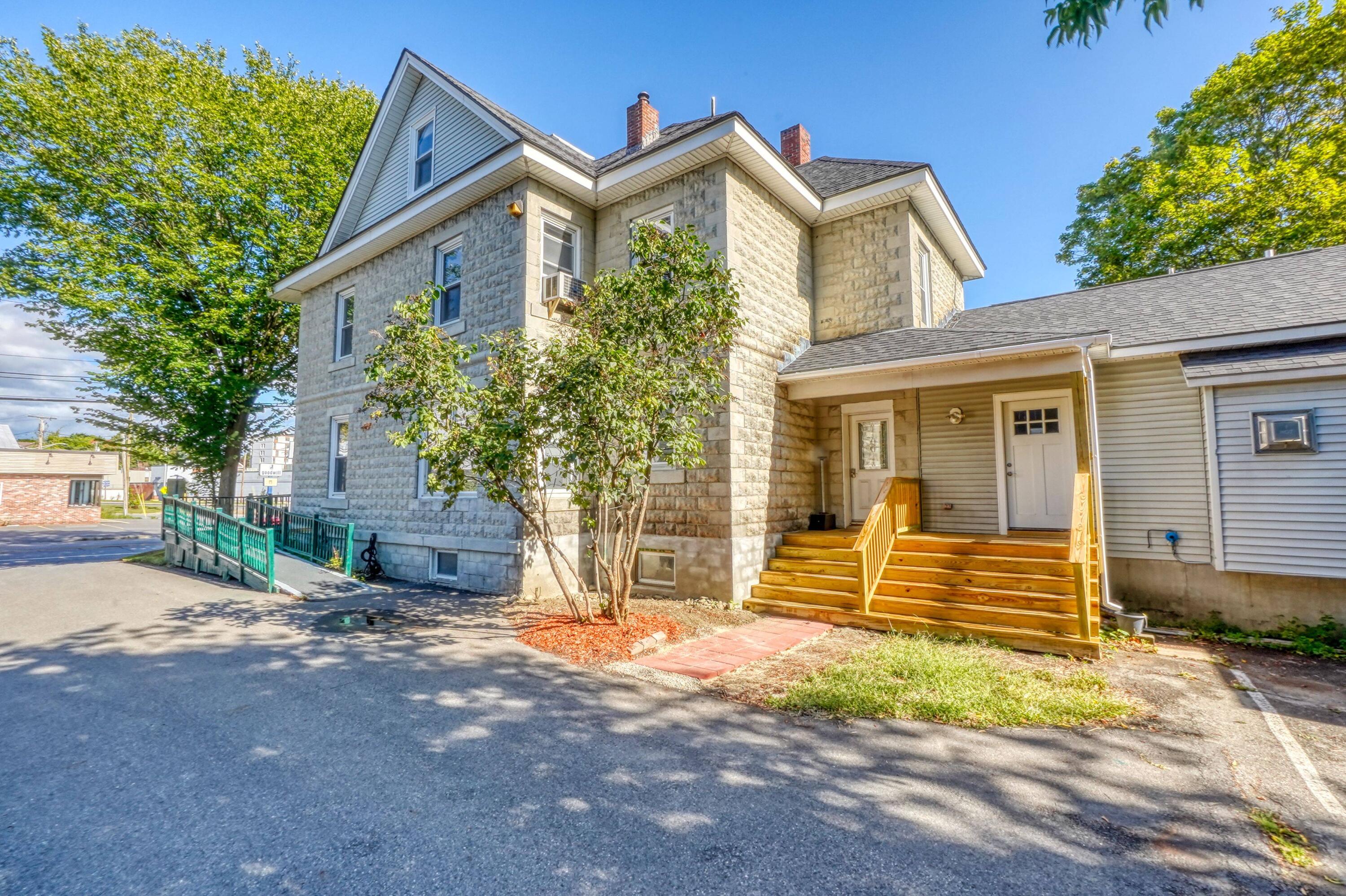 36 Silver Street Waterville, ME 04901 - Photo 4 of 37 Exterior