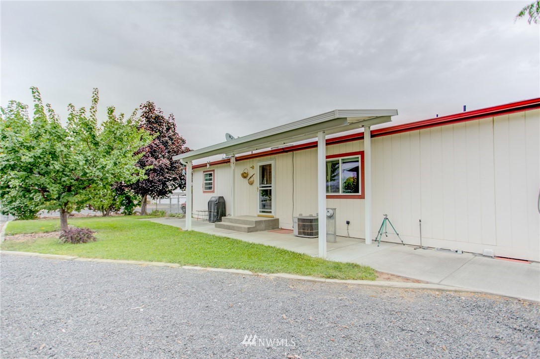 8711 Jean Road Northeast Moses Lake, WA 98837 - Photo 22 of 24 Gallery Image 22