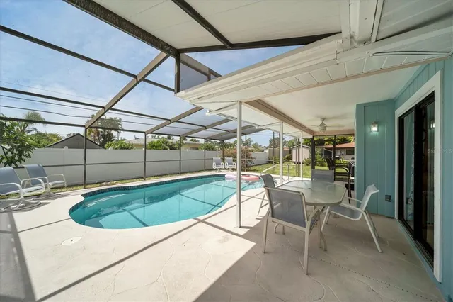 $389,000 | 1415 Falcon Road, Venice, FL 34293