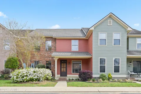 $259,900 | 208 Harbor Bend Boulevard, Lafayette, LA 70508