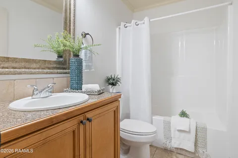 $259,900 | 208 Harbor Bend Boulevard, Lafayette, LA 70508