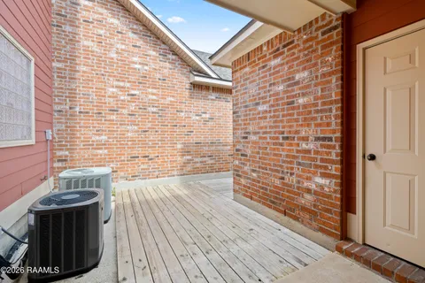 $259,900 | 208 Harbor Bend Boulevard, Lafayette, LA 70508