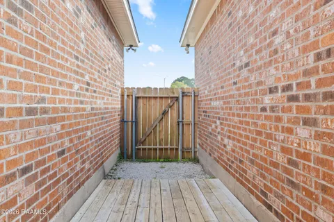 $259,900 | 208 Harbor Bend Boulevard, Lafayette, LA 70508