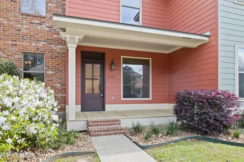 $259,900 | 208 Harbor Bend Boulevard, Lafayette, LA 70508