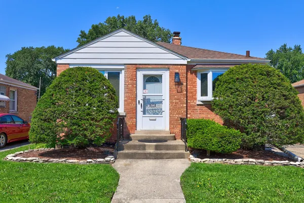 $359,000 | 2840 Elm Street, Franklin Park, IL 60131