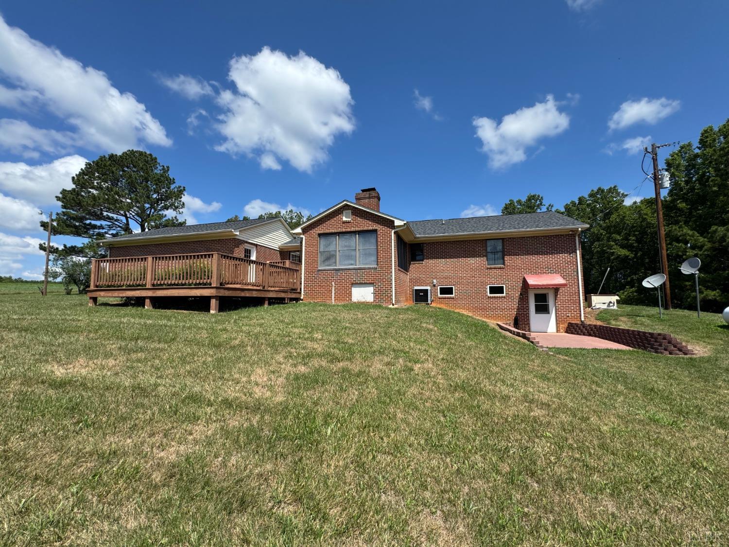 248 Willow Oak Road Appomattox, VA 24522 - Photo 4 of 30