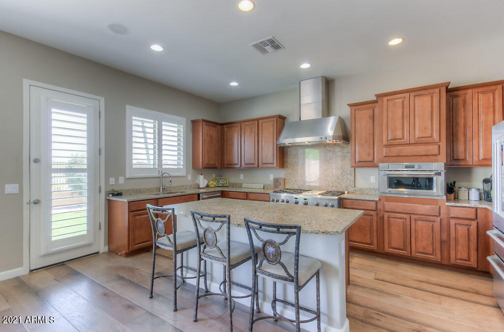 SR Kitchen 3