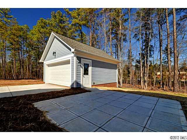 3486 Richard's Crossing Fort Mill, SC 29708 - Photo 16 of 16 a view of outdoor space and yard