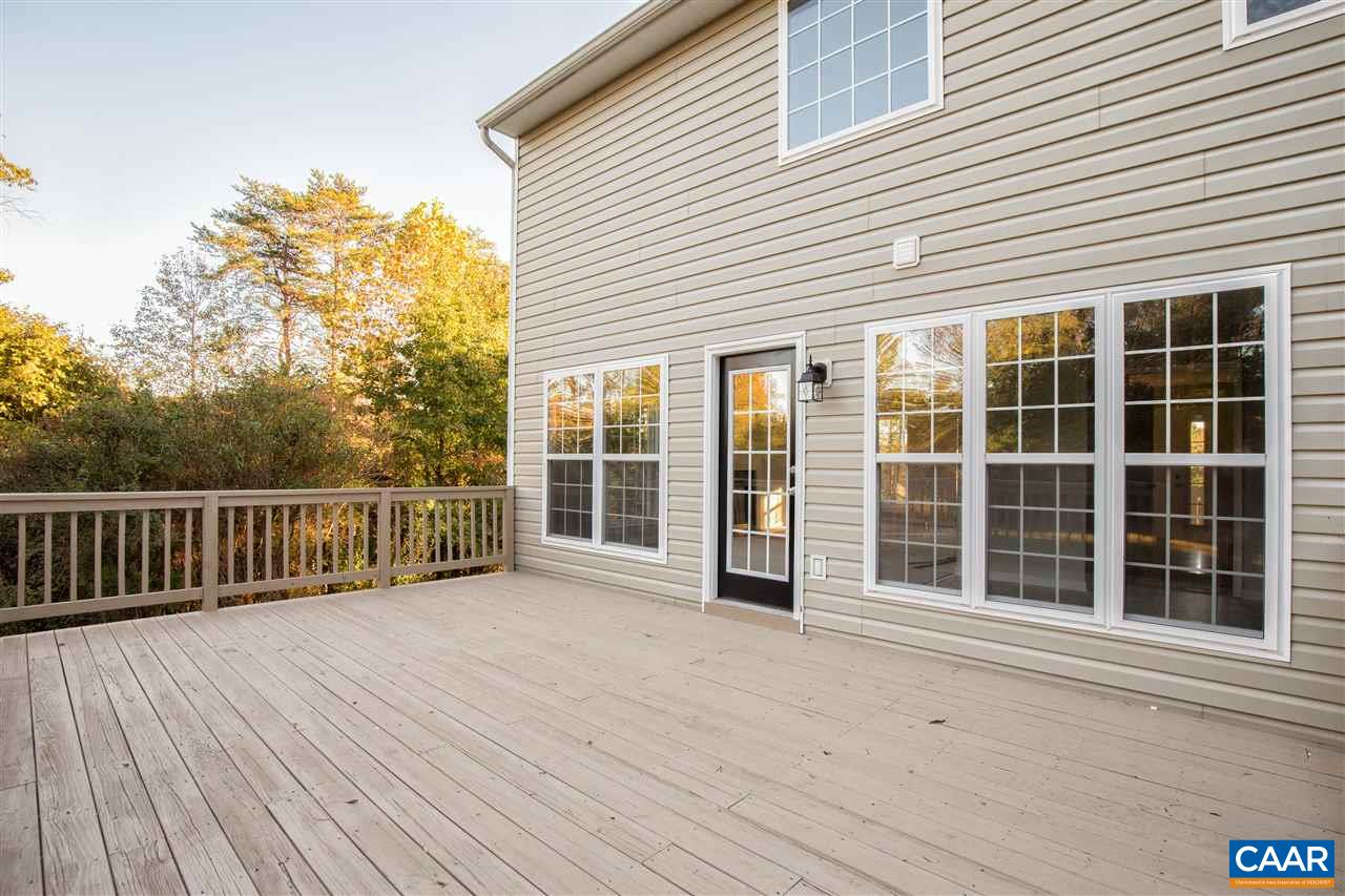 2047 Campbell Road Keswick, VA 22947 - Photo 35 of 39 a view of a house with a balcony