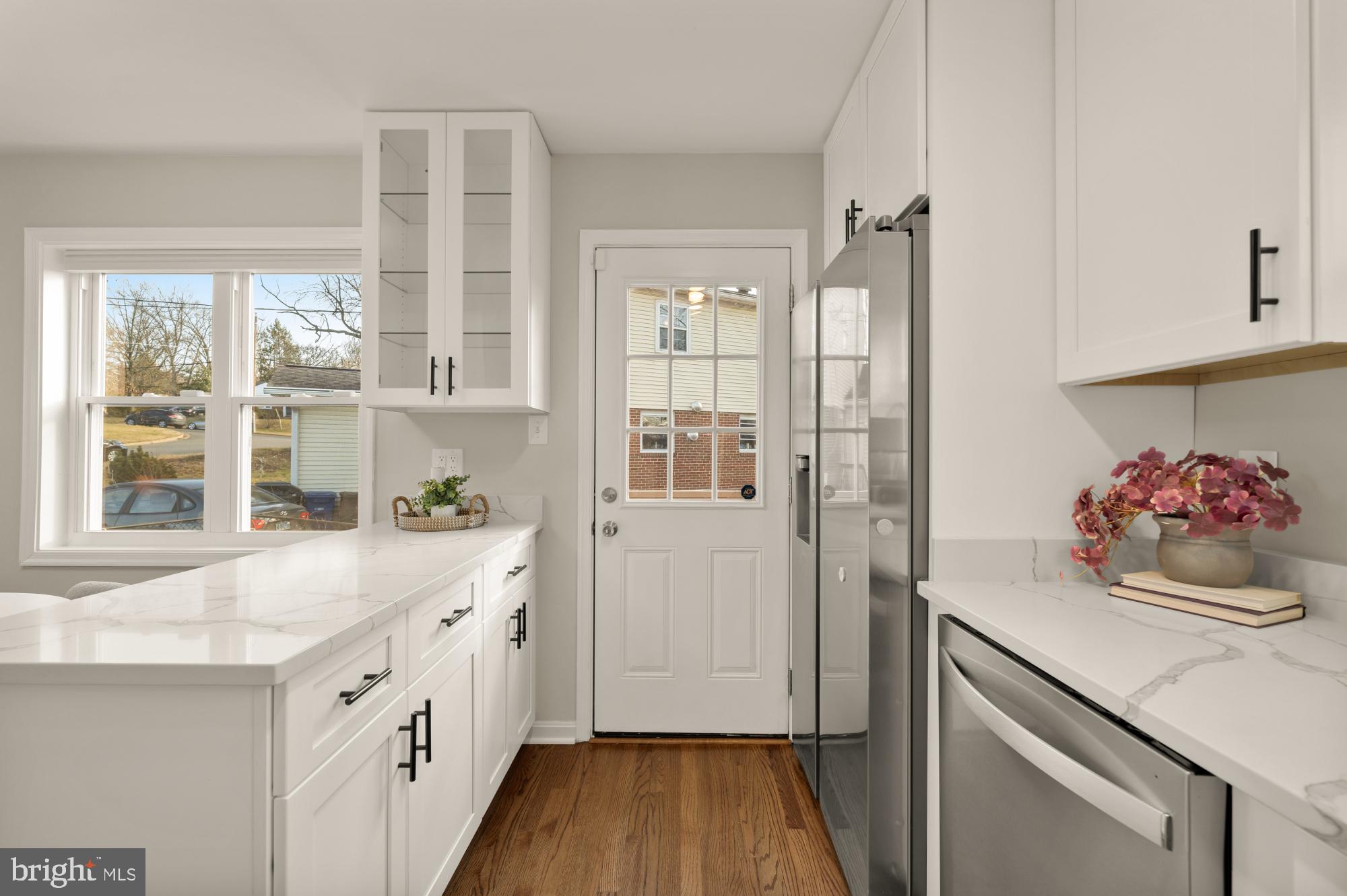 6112 Paulonia Road Alexandria, VA 22310 - Photo 20 of 48 a kitchen with a sink and a window