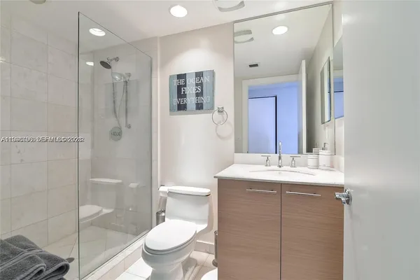 $9,800 | 3535 South Ocean Drive, Unit 1006, Hollywood, FL 33019