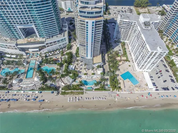 $9,800 | 3535 South Ocean Drive, Unit 1006, Hollywood, FL 33019