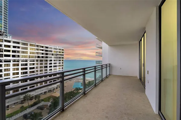 $9,800 | 3535 South Ocean Drive, Unit 1006, Hollywood, FL 33019