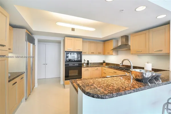 $9,800 | 3535 South Ocean Drive, Unit 1006, Hollywood, FL 33019