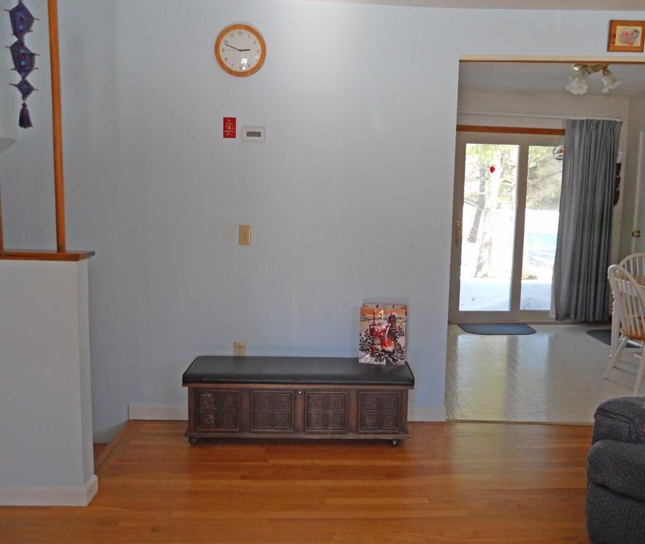 29 Gilbert Street Orono, ME 04473 - Photo 7 of 18 Living Room