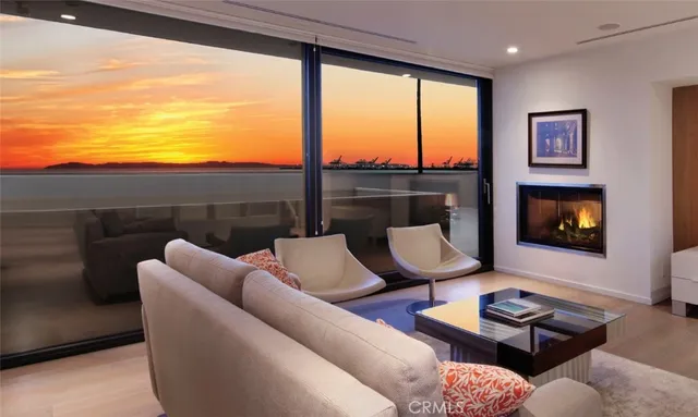 $4,900,000 | 2767 East Ocean Boulevard, Long Beach, CA 90803