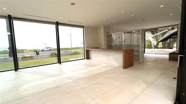 $4,900,000 | 2767 East Ocean Boulevard, Long Beach, CA 90803
