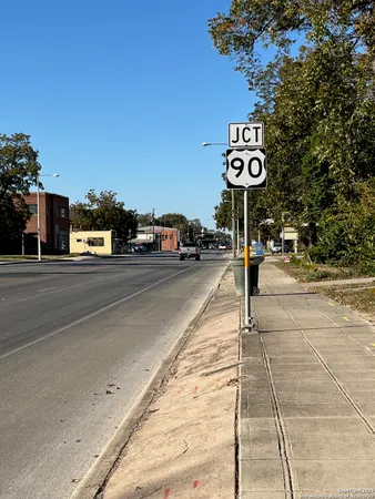 $145,000 | 328 South Getty Street, Uvalde, TX 78801