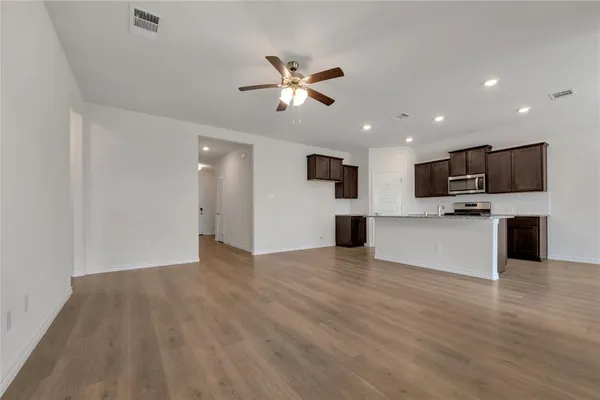 $2,290 | 3025 Frio Road, Little Elm, TX 75068