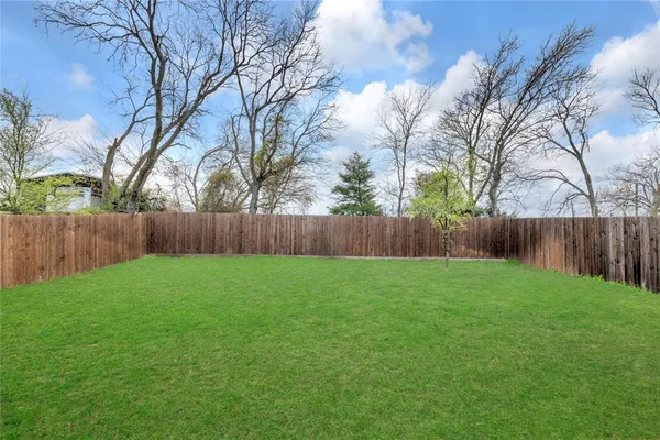 $2,290 | 3025 Frio Road, Little Elm, TX 75068