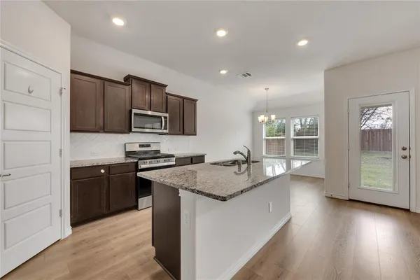 $2,290 | 3025 Frio Road, Little Elm, TX 75068