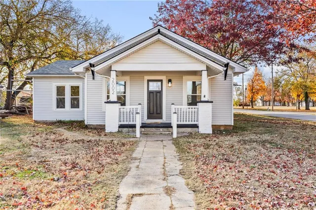 $155,000 | 2002 South Holbrook Street, Fort Scott, KS 66701