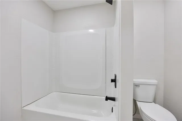 $155,000 | 2002 South Holbrook Street, Fort Scott, KS 66701