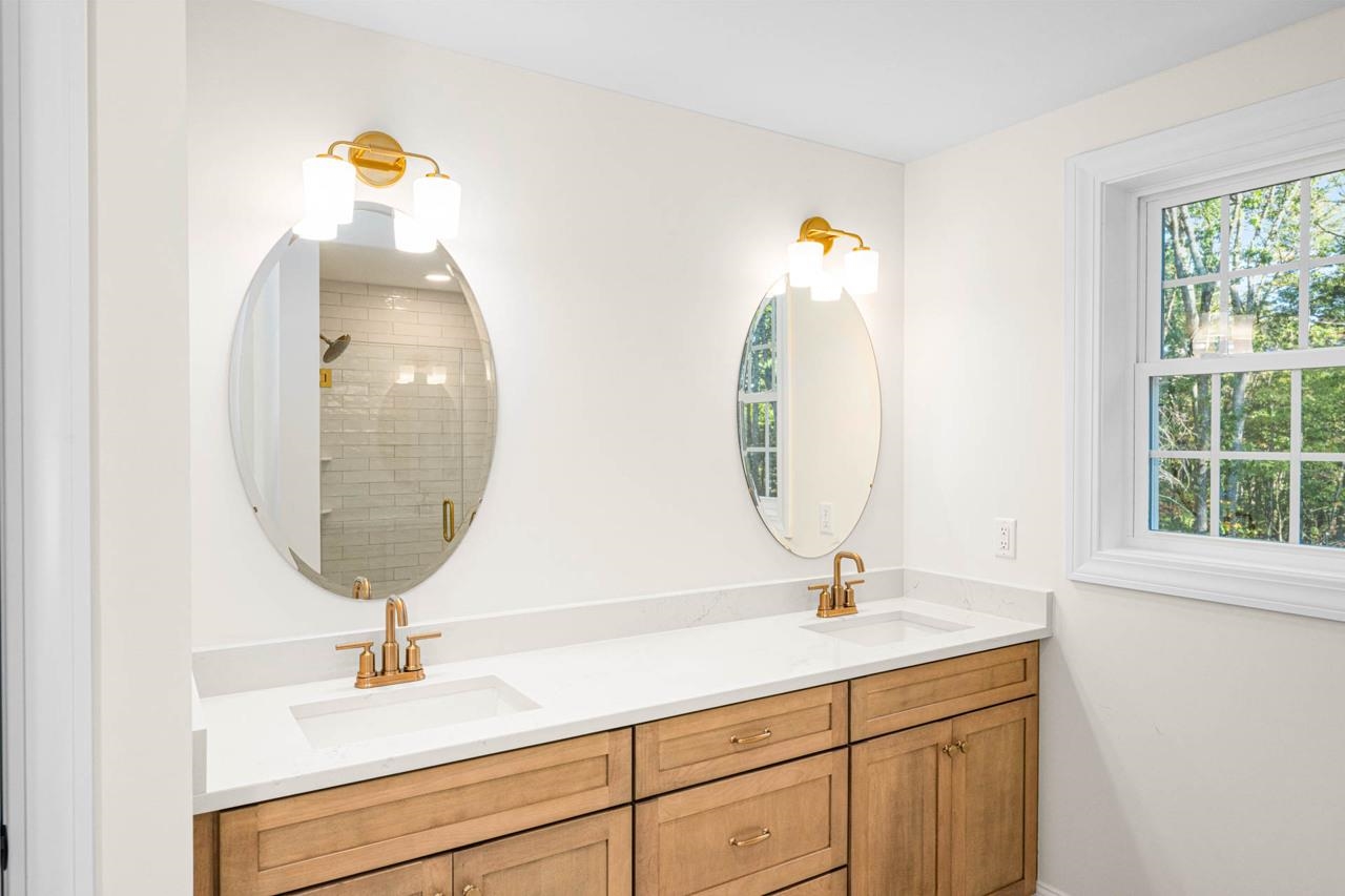 19 Griffin Road Hudson, NH 03051 - Photo 17 of 23 Gallery Image 17