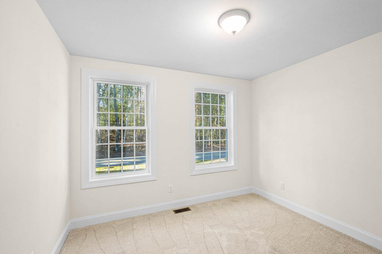19 Griffin Road Hudson, NH 03051 - Photo 19 of 23 Gallery Image 19