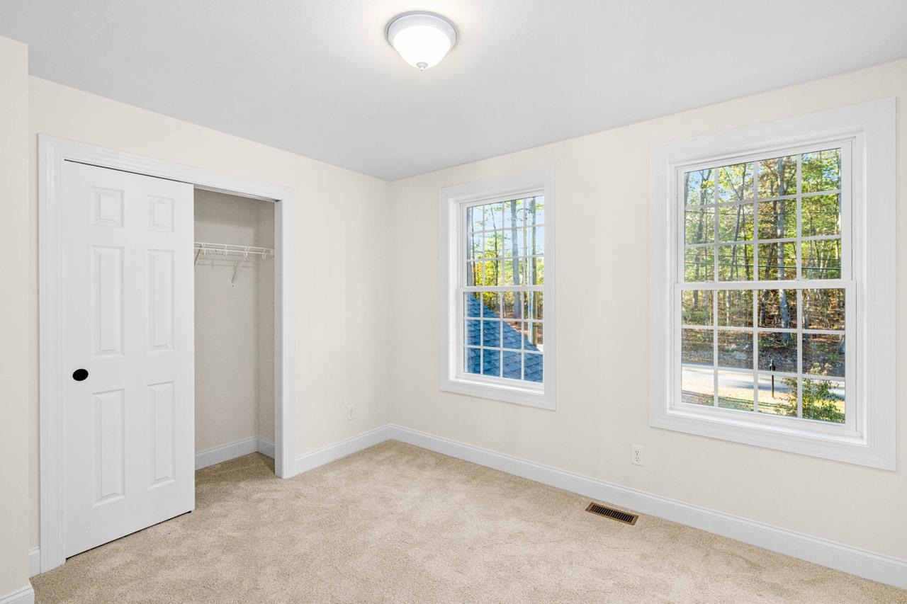 19 Griffin Road Hudson, NH 03051 - Photo 20 of 23 Gallery Image 20