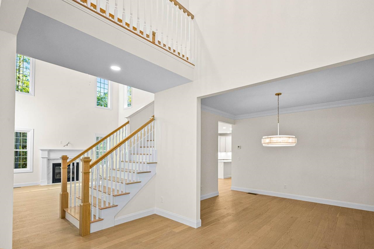 19 Griffin Road Hudson, NH 03051 - Photo 9 of 23 Gallery Image 9