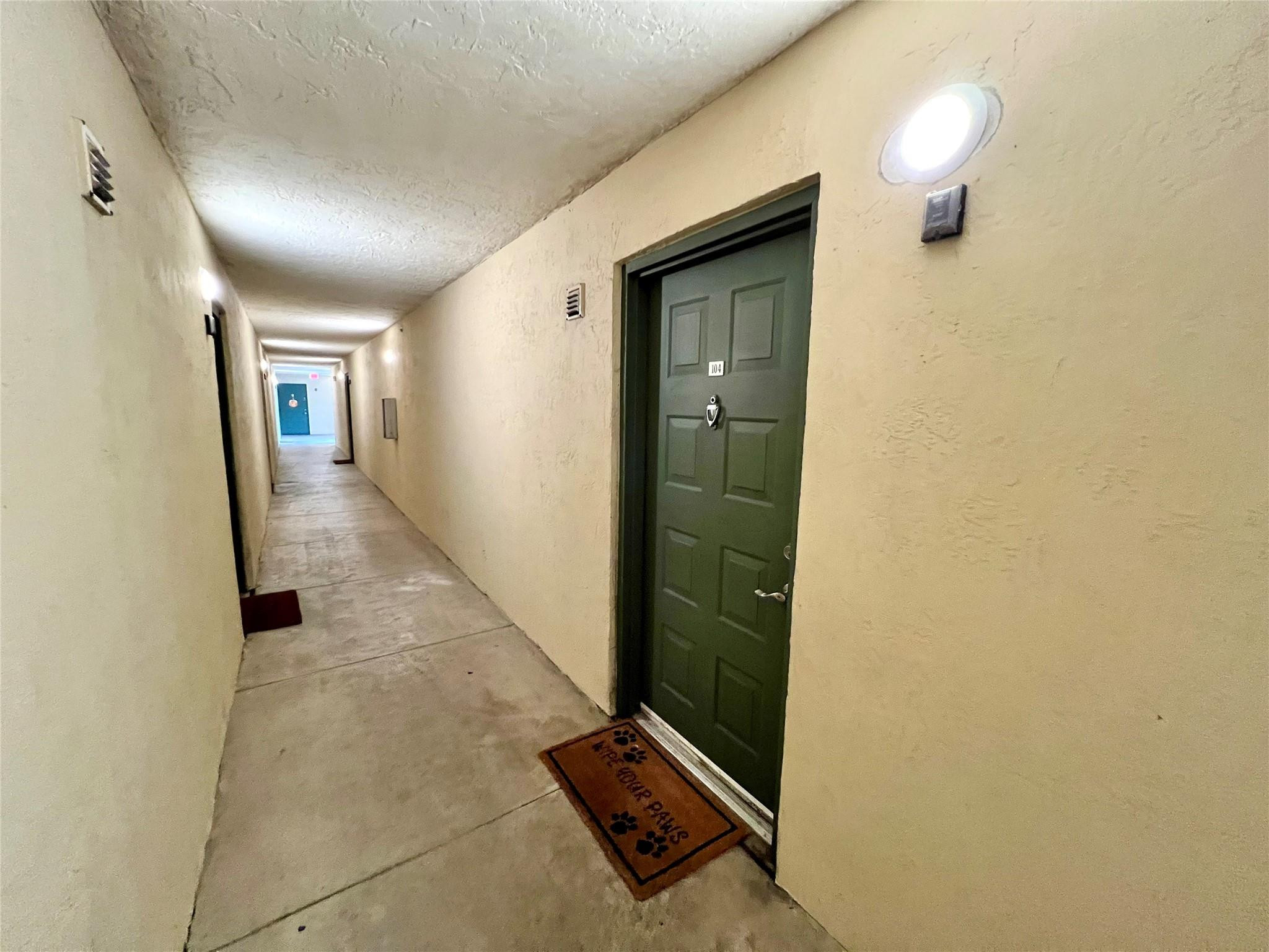 420 South Park Road, Unit 2104 Hollywood, FL 33021 - Photo 4 of 20 Photo 4